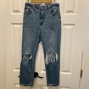 Abercrombie Ultra High Rise Ankle Straight Jean